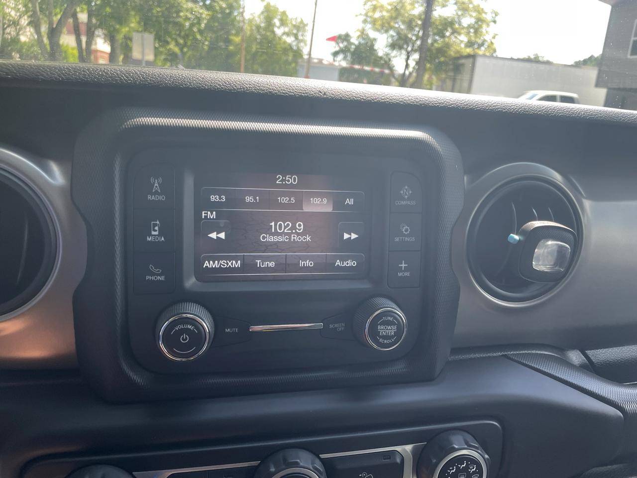 Jeep Wrangler Unlimited 4WD 4dr Sport 2018
