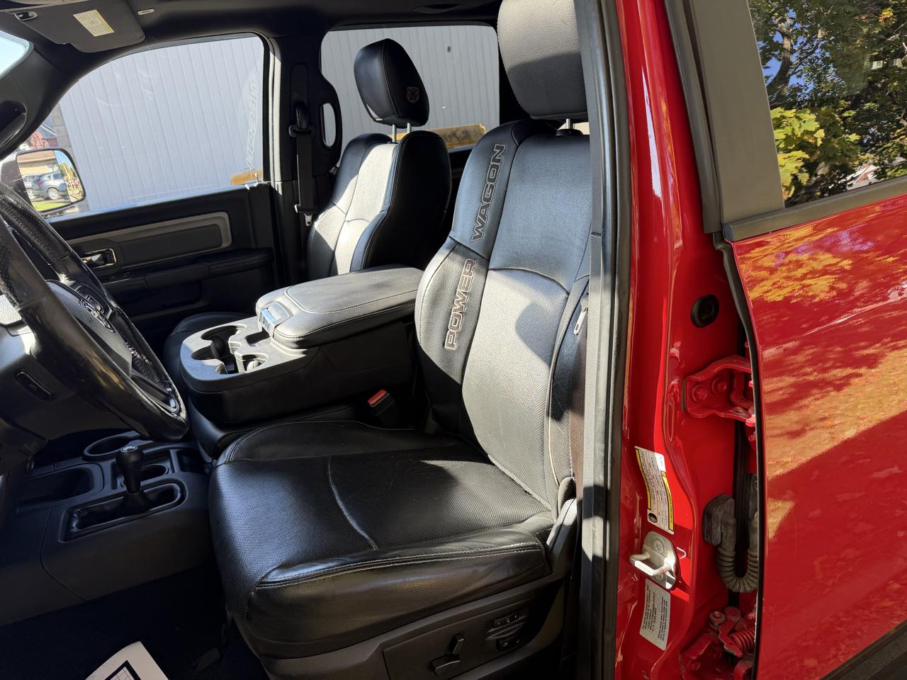 RAM 2500 4WD Crew Cab 149" Power Wagon 2017
