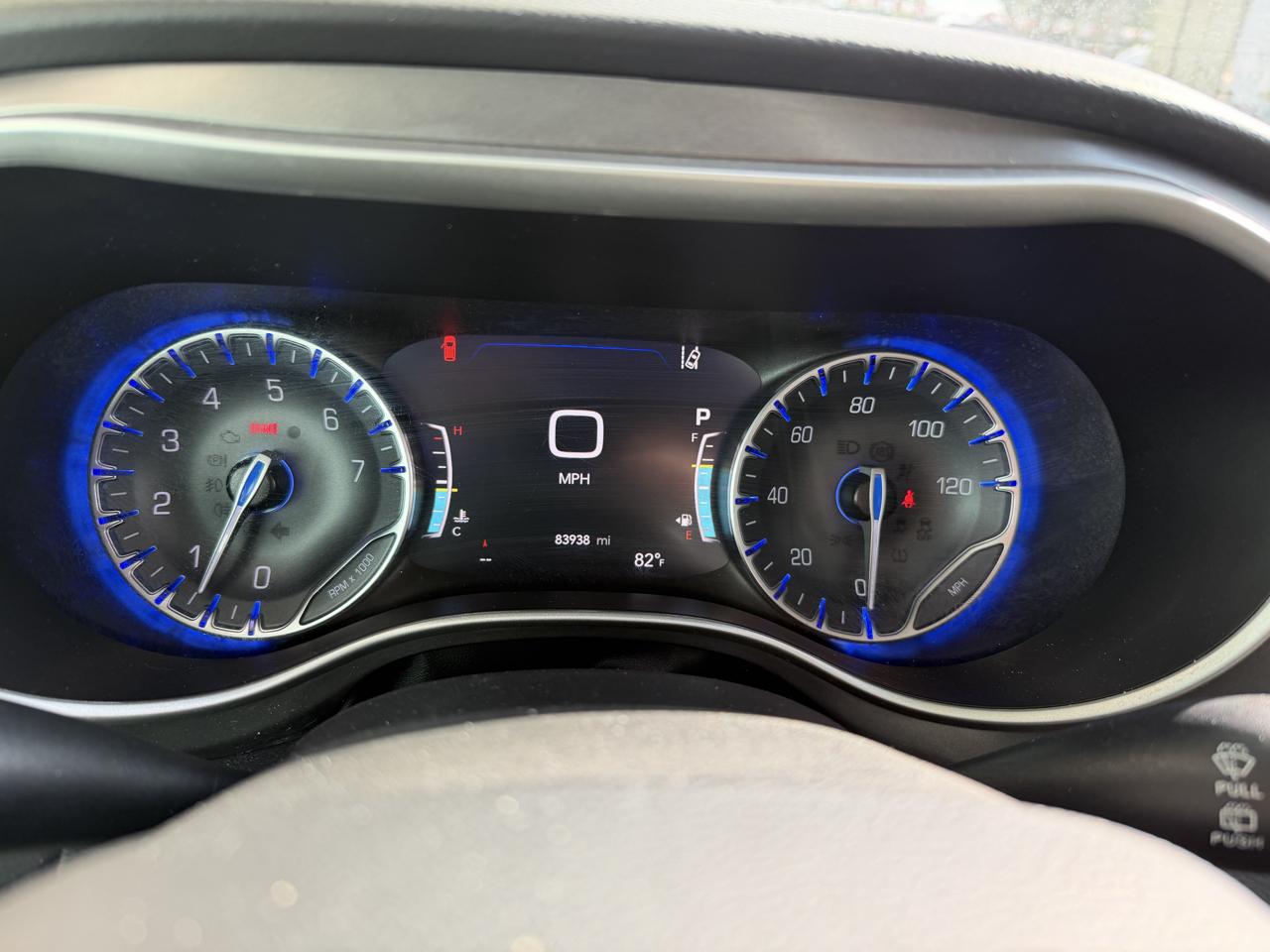 Chrysler Pacifica Touring L 2023
