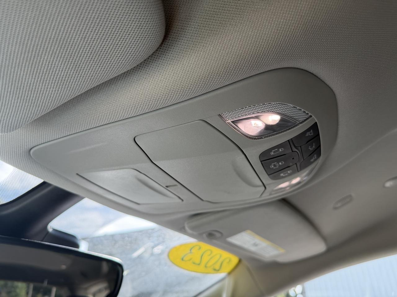 Chrysler Pacifica Touring L 2023