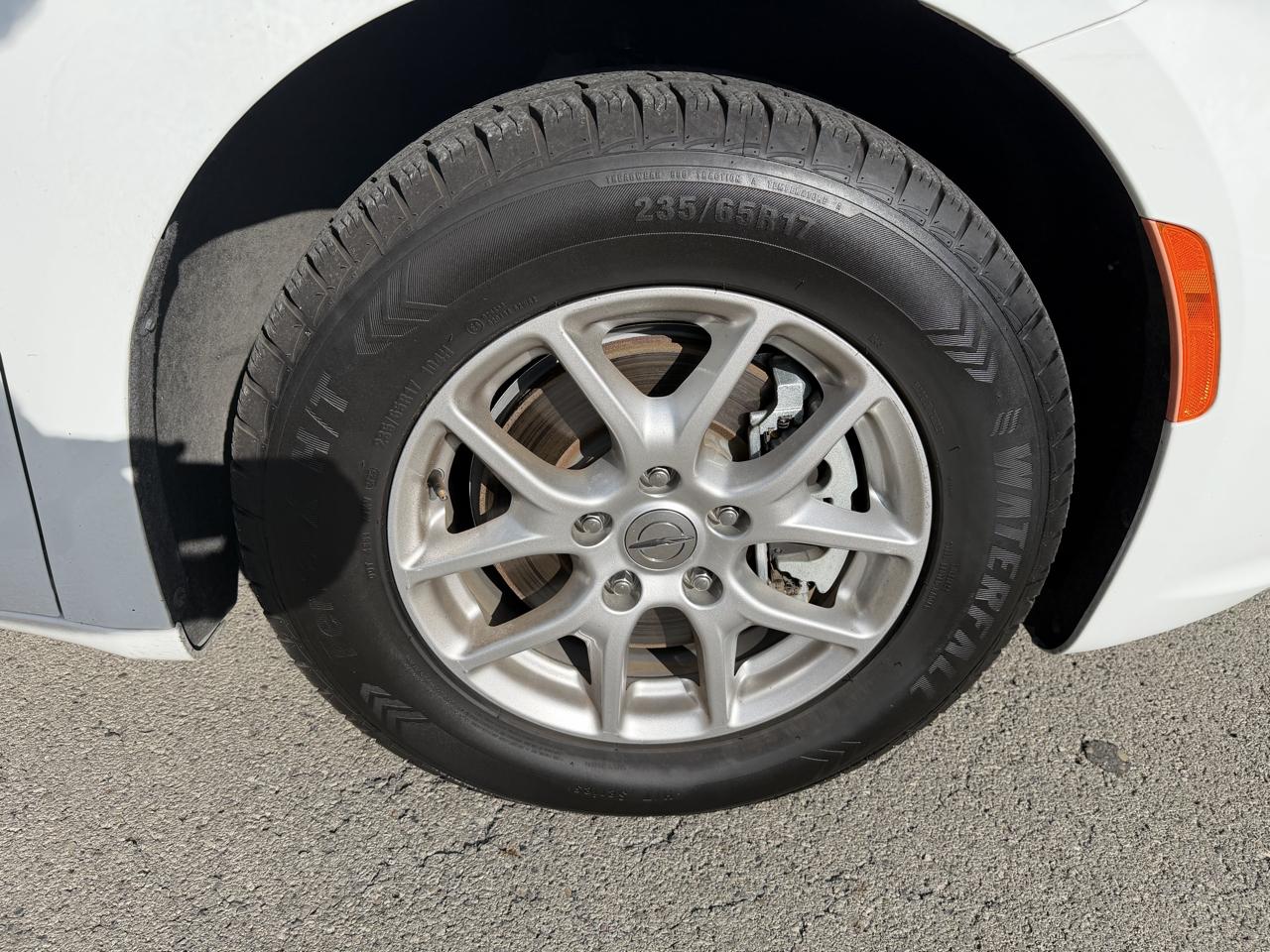 Chrysler Pacifica Touring L 2023