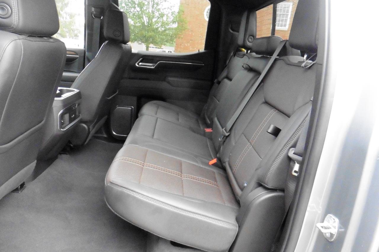 Chevrolet Silverado 1500 High Country Crew Cab Short Box 4WD 2024