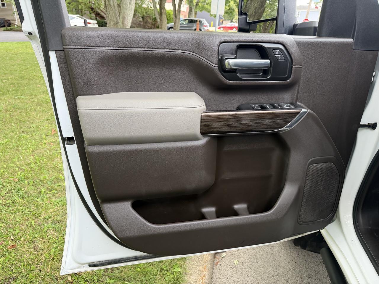 Chevrolet Silverado 2500HD 4WD Crew Cab 153" LT 2022