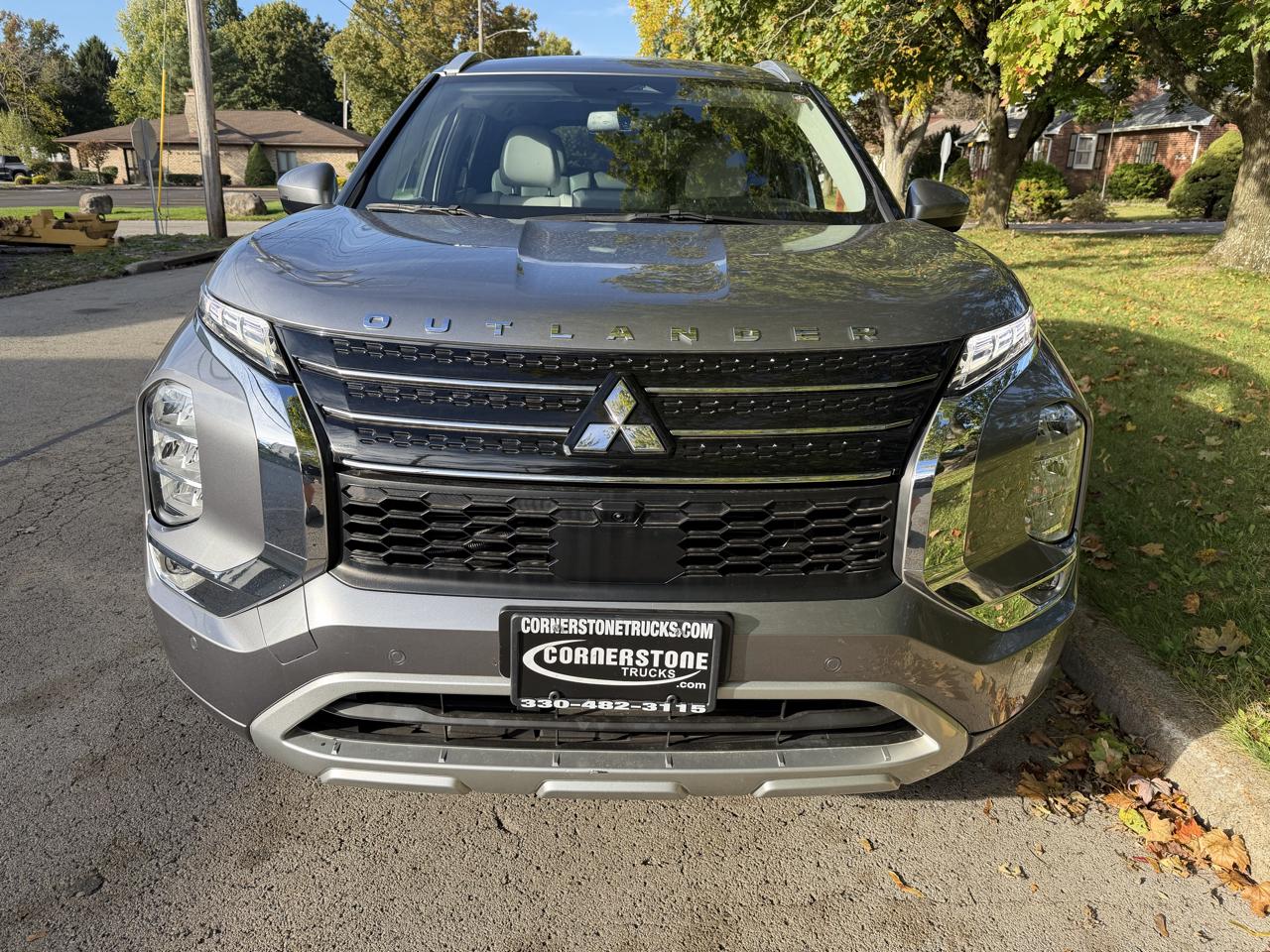 Mitsubishi Outlander SEL 4D SUV FWD 2022