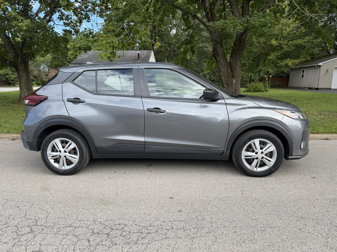 Nissan Kicks S 4D SUV FWD 2022