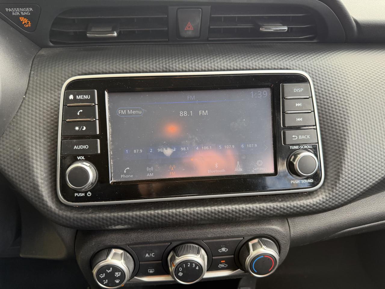 Nissan Kicks S 4D SUV FWD 2022