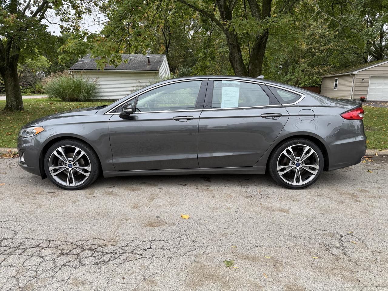 Ford Fusion 4dr Sdn Titanium AWD 2020