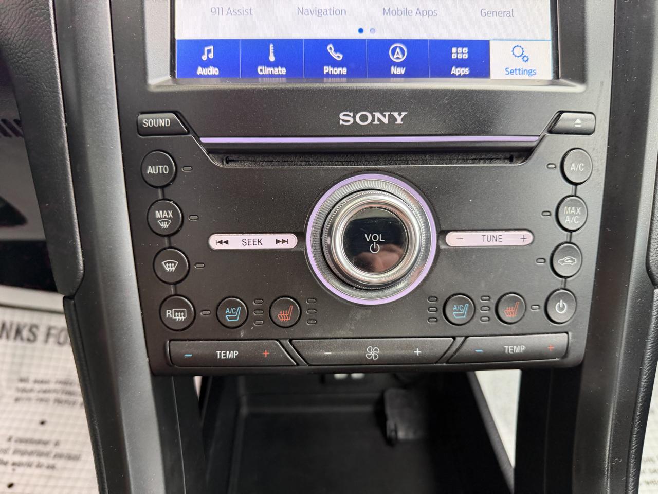 Ford Fusion 4dr Sdn Titanium AWD 2020