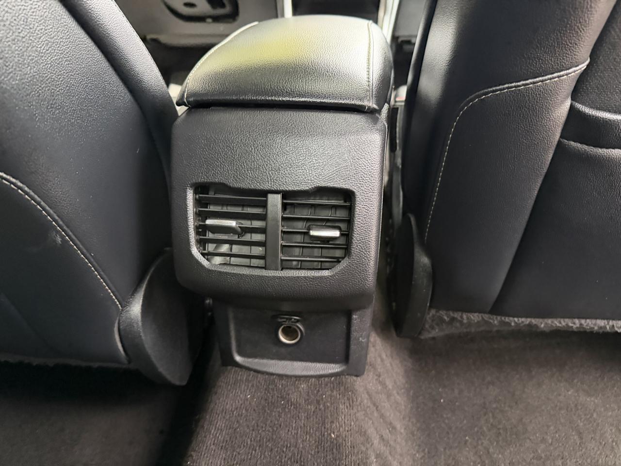 Ford Fusion 4dr Sdn Titanium AWD 2020