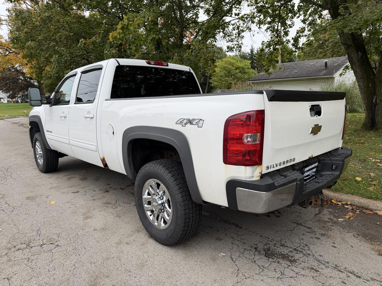 Chevrolet Silverado 2500HD 4WD Crew Cab 153" LTZ 2011