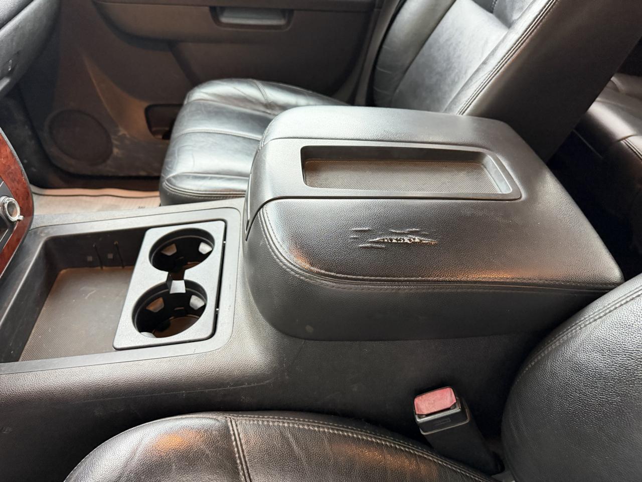 Chevrolet Silverado 2500HD 4WD Crew Cab 153" LTZ 2011