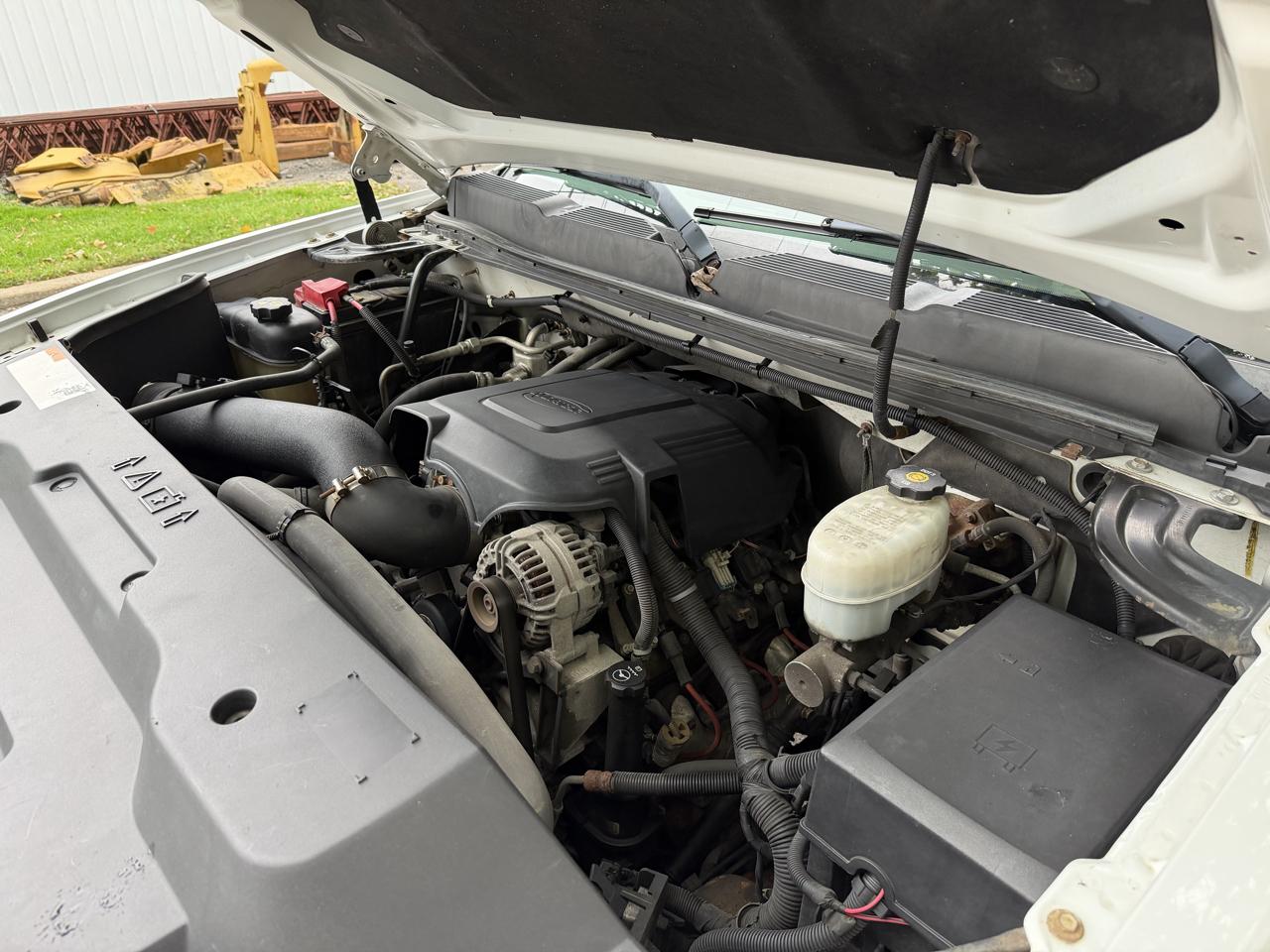 Chevrolet Silverado 2500HD 4WD Crew Cab 153" LTZ 2011