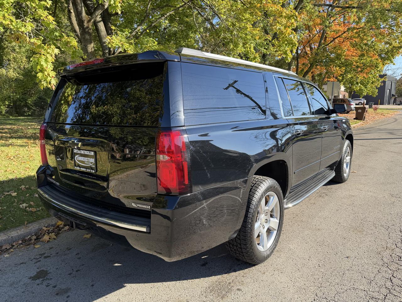 Chevrolet Suburban 1500 Premier 4D SUV 4WD 2017