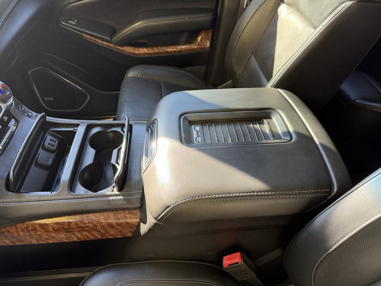 Chevrolet Suburban 1500 Premier 4D SUV 4WD 2017