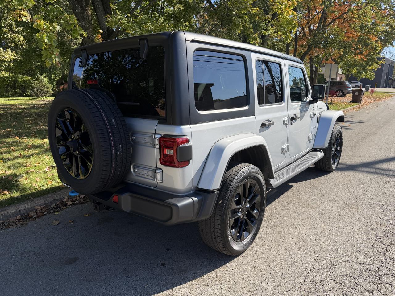 Jeep Wrangler 4xe Unlimited Sahara 4x4 2023