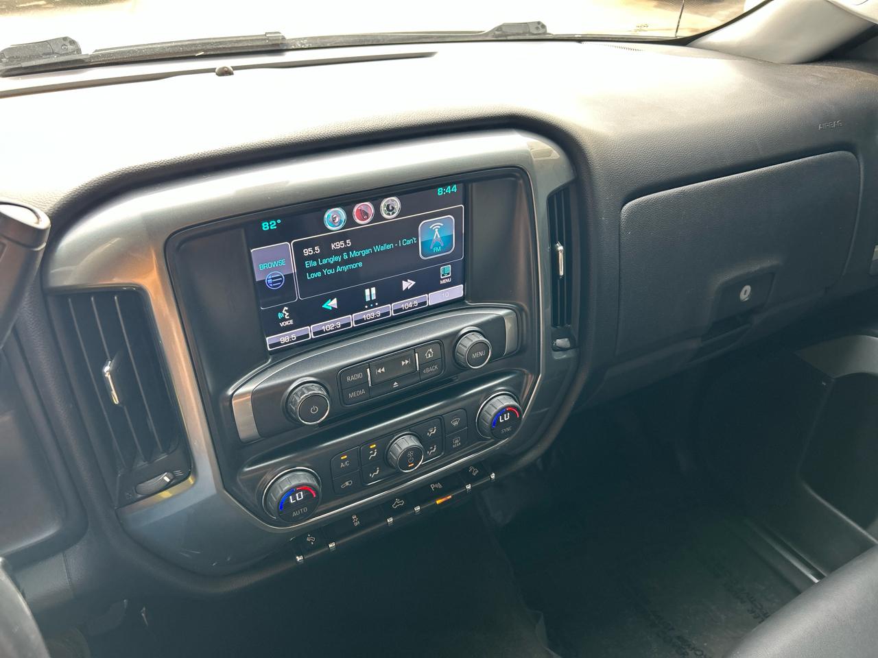 Chevrolet Silverado 1500 4WD Crew Cab 143.5" LT w/2LT 2015
