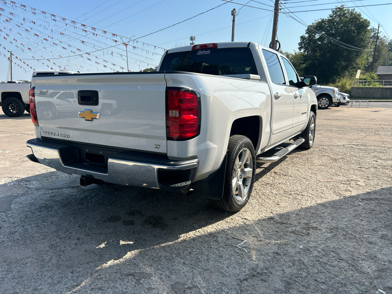 Chevrolet Silverado 1500 4WD Crew Cab 143.5" LT w/1LT 2017 Chevrolet Silverado 1500 4WD Crew Cab 143.5" LT w/1LT 2017