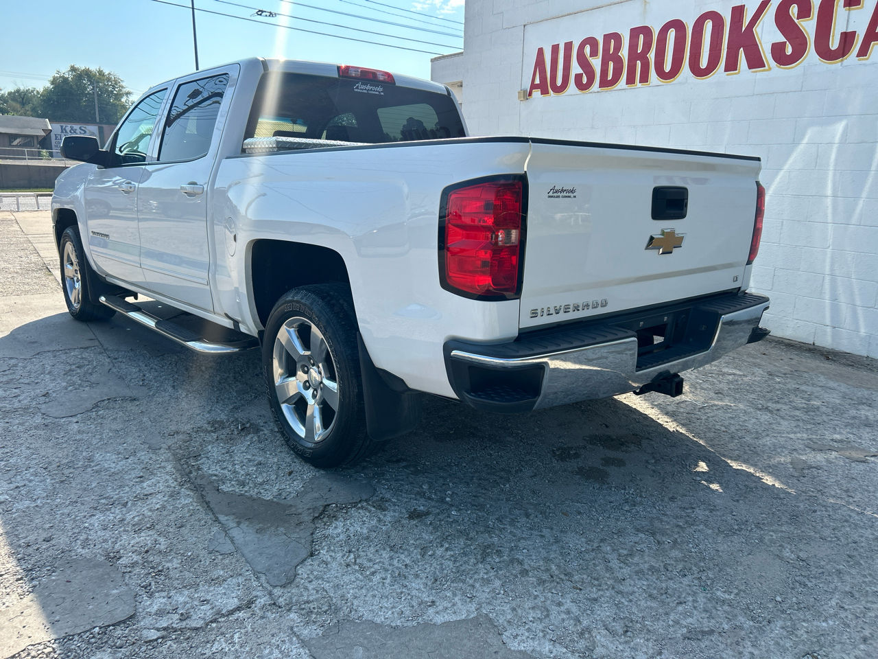 Chevrolet Silverado 1500 4WD Crew Cab 143.5" LT w/1LT 2017 Chevrolet Silverado 1500 4WD Crew Cab 143.5" LT w/1LT 2017