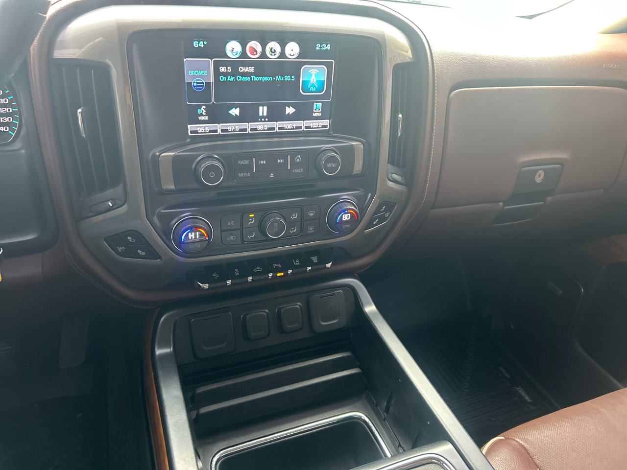 Chevrolet Silverado 2500HD Built After Aug 14 4WD Crew Cab 153.7" High Country 2015 Chevrolet Silverado 2500HD Built After Aug 14 4WD Crew Cab 153.7" High Country 2015