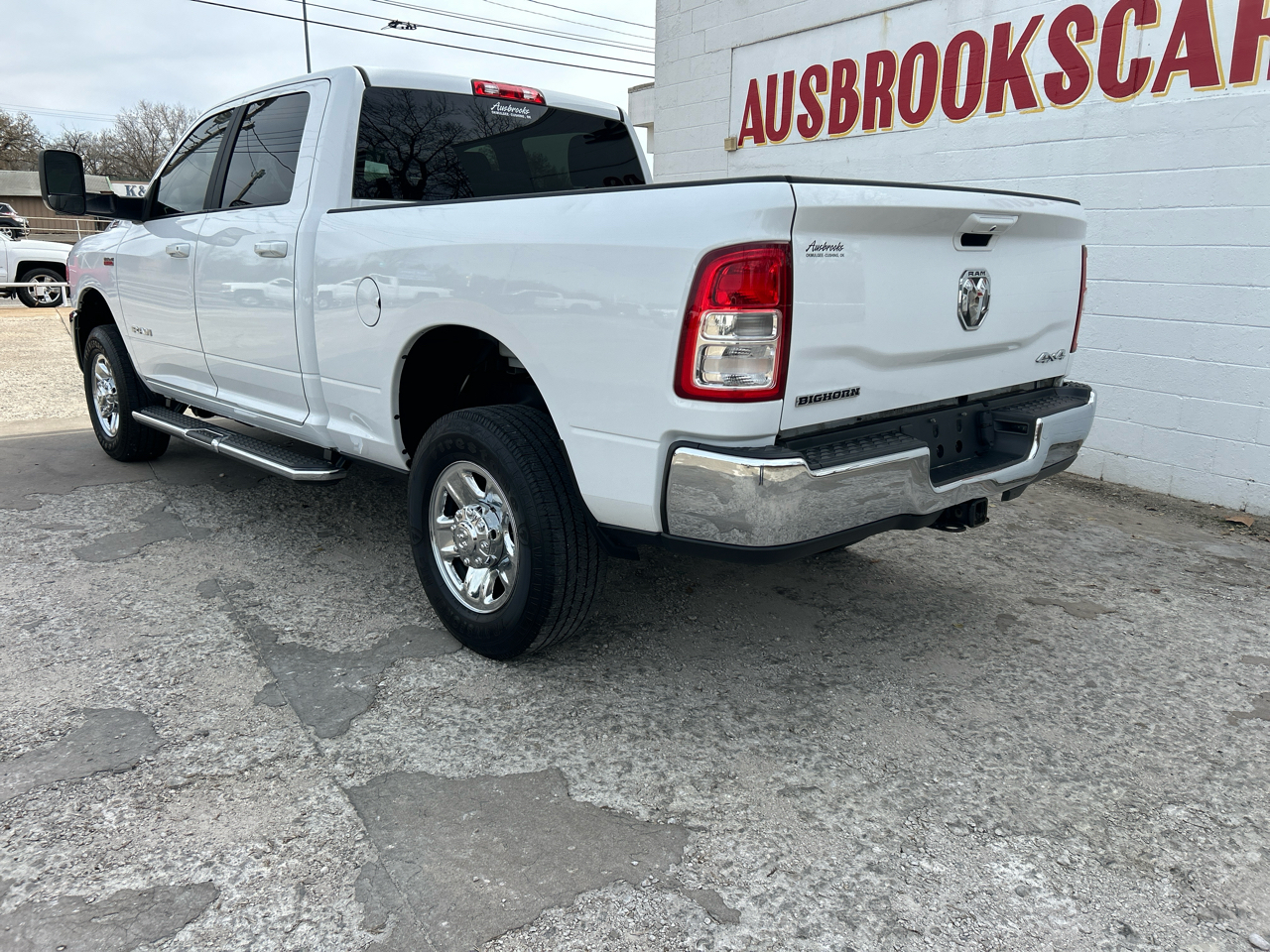RAM 2500 Big Horn 4x4 Crew Cab 6'4" Box 2021