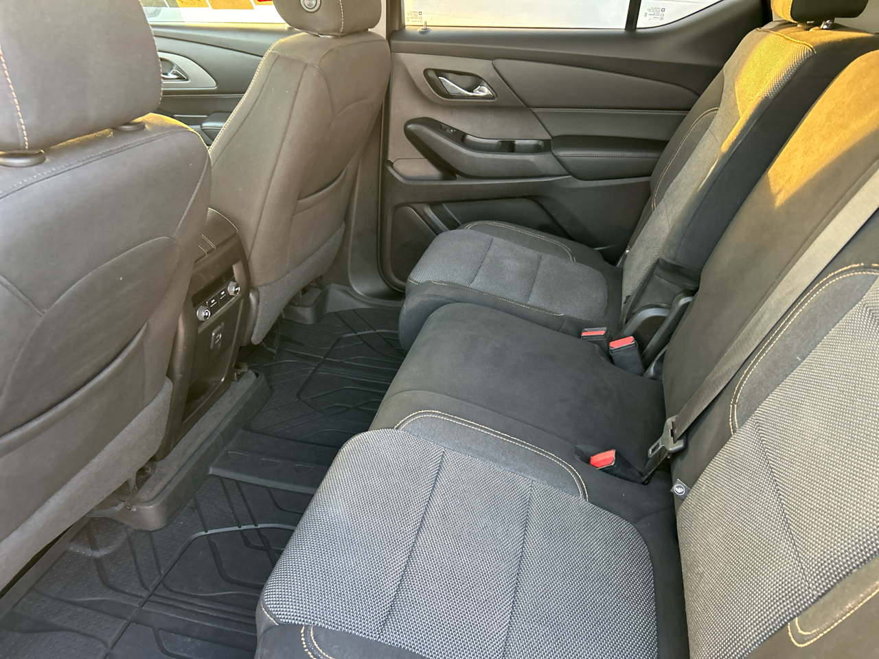 Chevrolet Traverse FWD 4dr LS w/1LS 2019