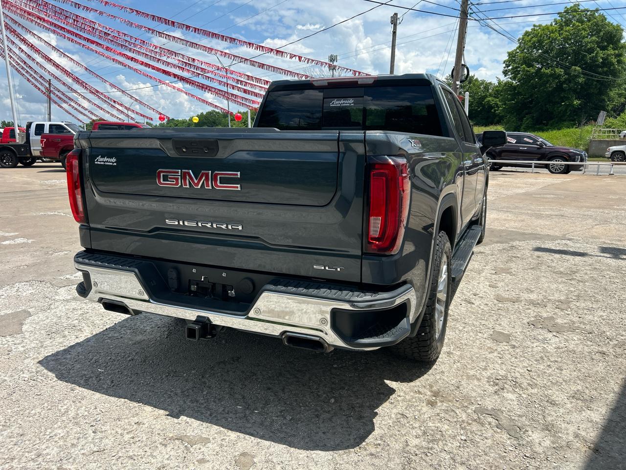 GMC Sierra 1500 4WD Crew Cab 147" SLT 2020