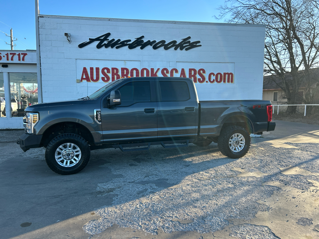 2019 Ford Super Duty F-250 SRW King Ranch 4WD Crew Cab 8' Box