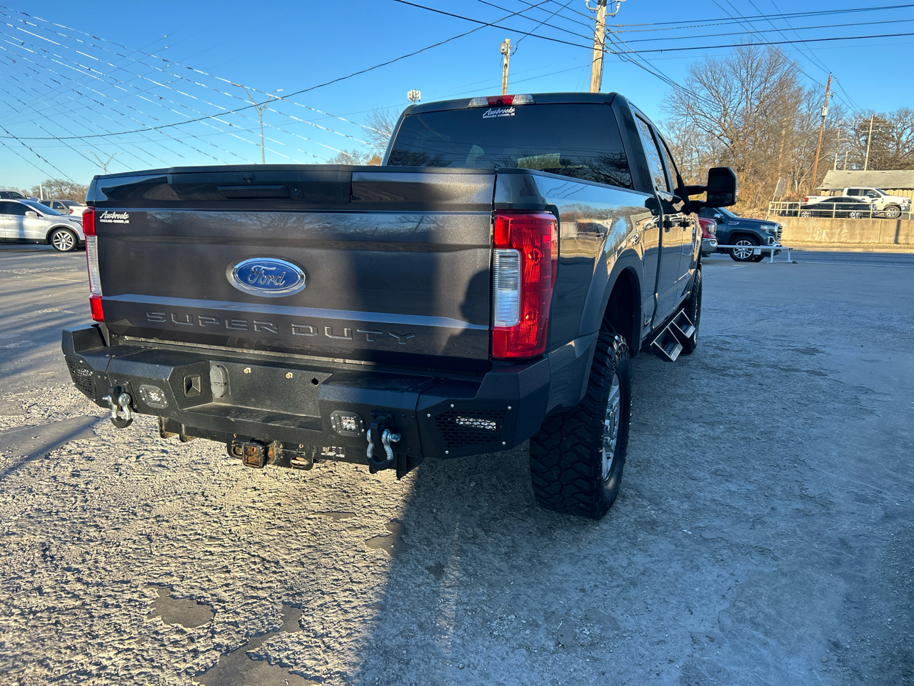 Ford Super Duty F-250 SRW King Ranch 4WD Crew Cab 8' Box 2019