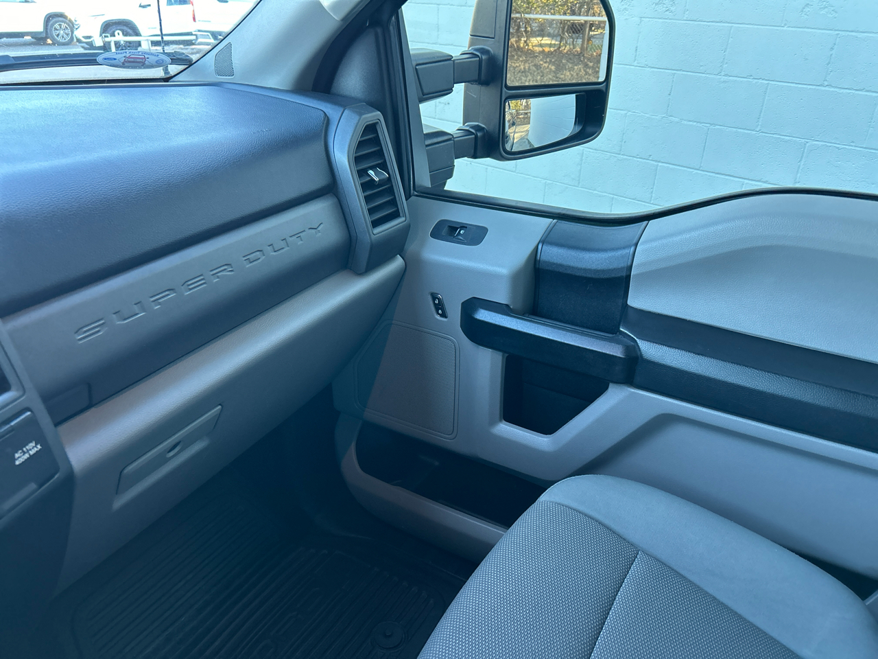 Ford Super Duty F-250 SRW King Ranch 4WD Crew Cab 8' Box 2019