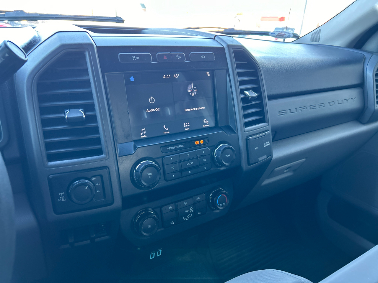 Ford Super Duty F-250 SRW King Ranch 4WD Crew Cab 8' Box 2019