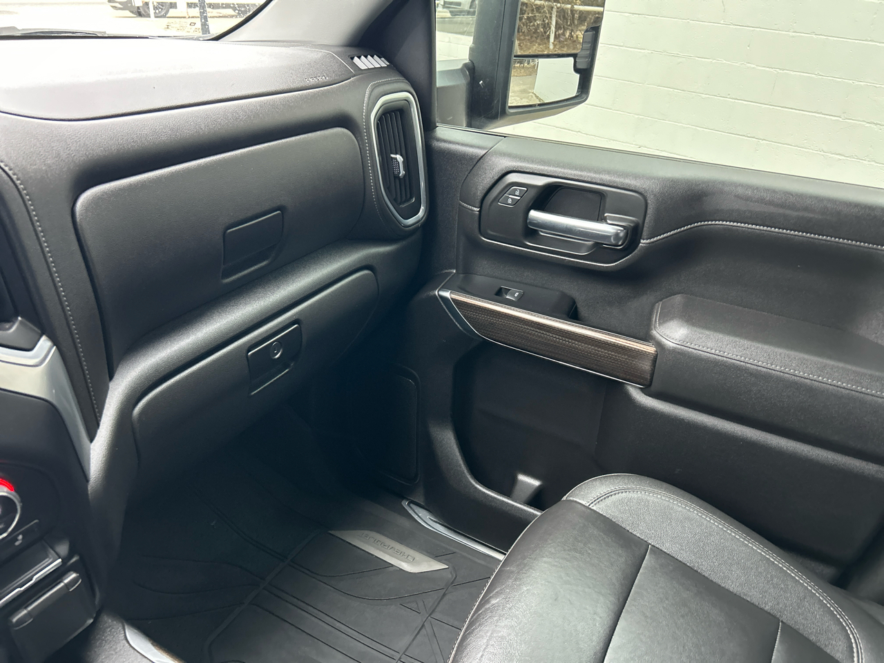 Chevrolet Silverado 3500HD 4WD Crew Cab 172" LT 2022