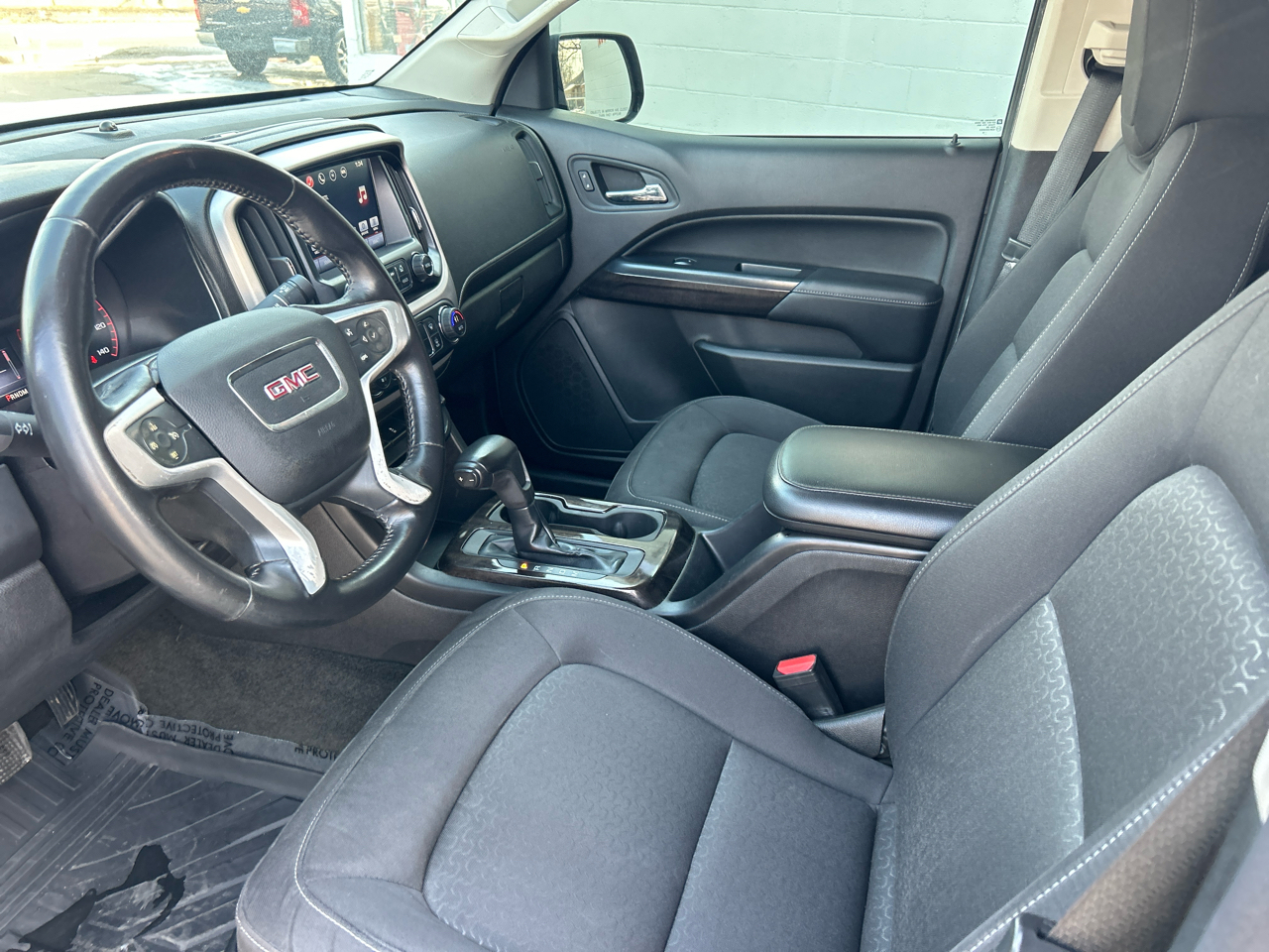 GMC Canyon 2WD Crew Cab 128.3" SLE 2016