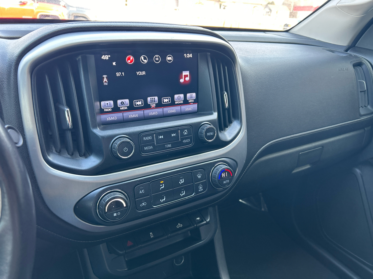 GMC Canyon 2WD Crew Cab 128.3" SLE 2016