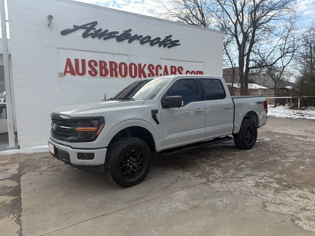 2024 Ford F-150 4WD SuperCrew 150" XLT