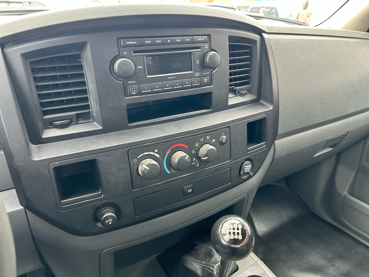 Dodge Ram 3500 2WD Quad Cab 60" CA 163.5" WB 2007