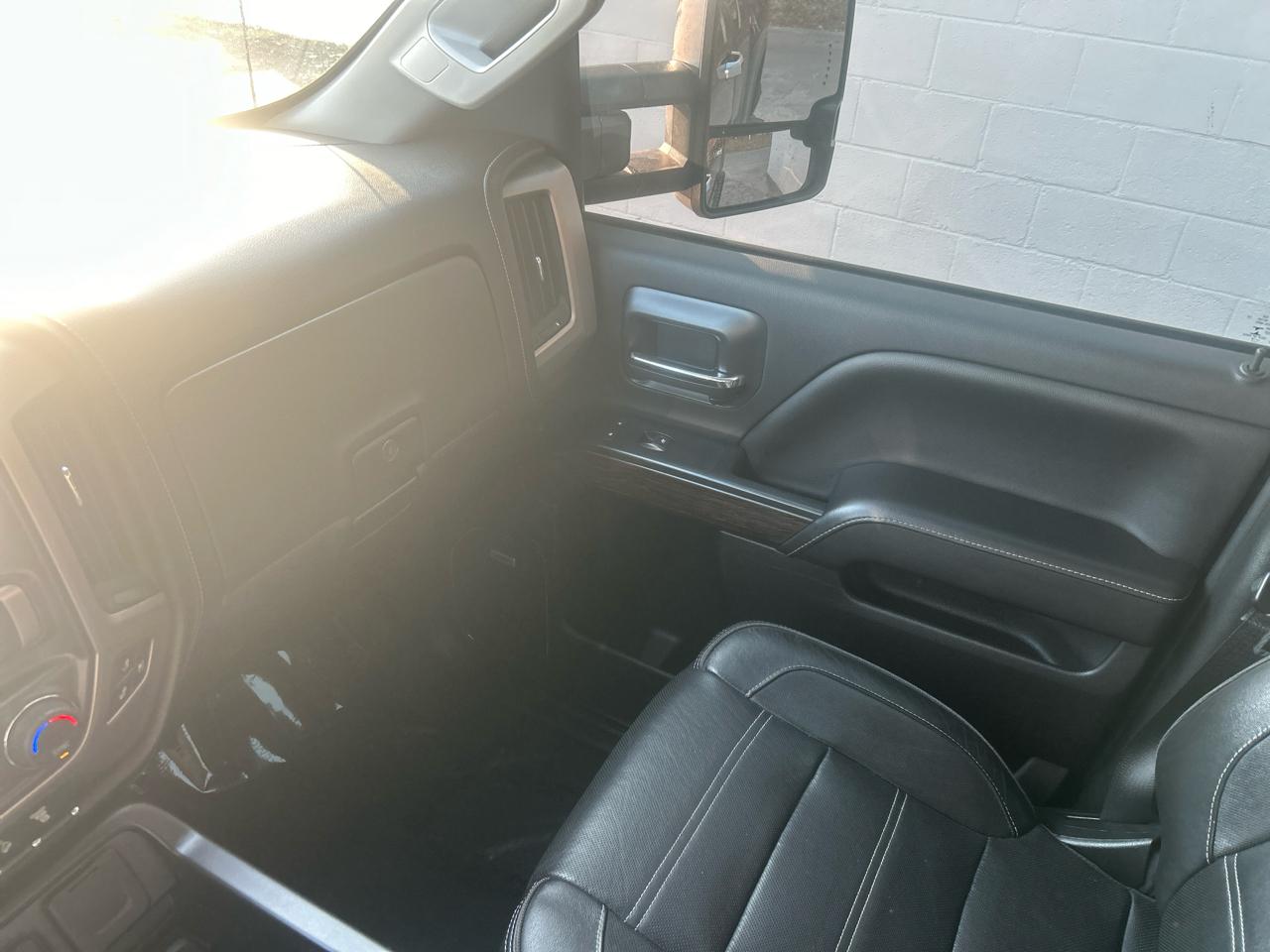 GMC Sierra 2500HD 4WD Crew Cab 153.7" Denali 2019