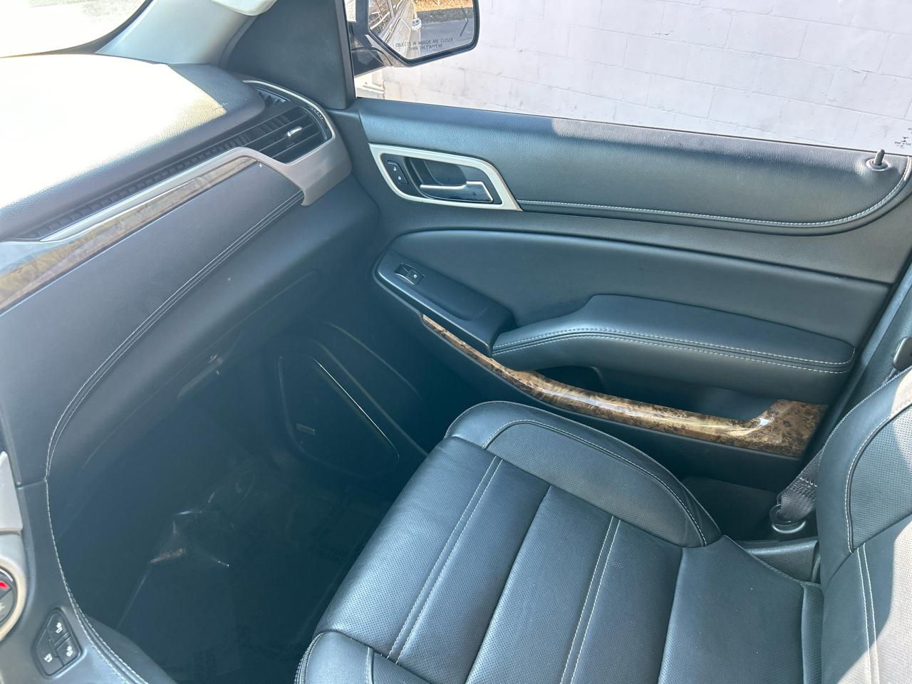 GMC Yukon 4WD 4dr Denali 2016