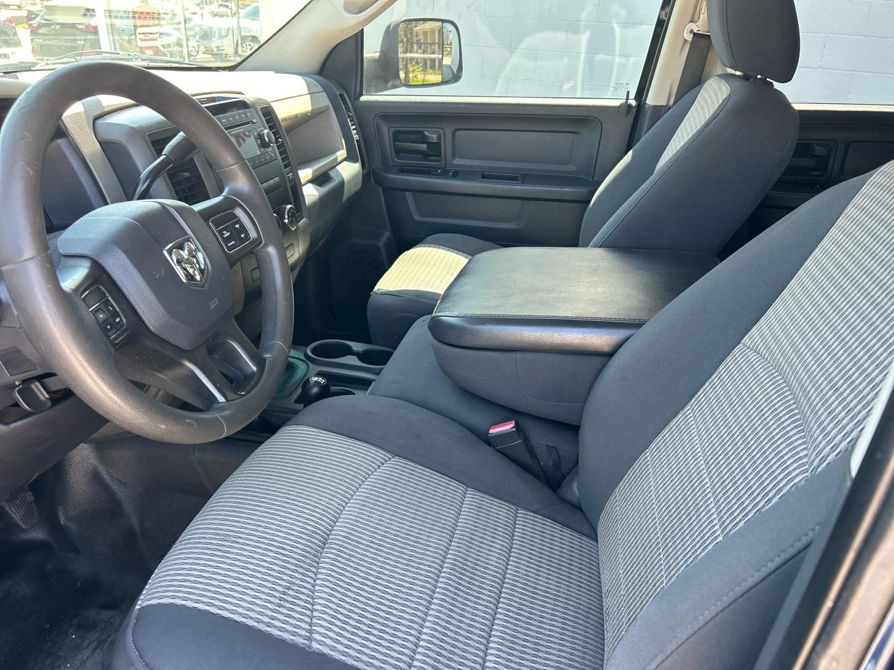 RAM 3500 4WD Crew Cab 169" ST 2012