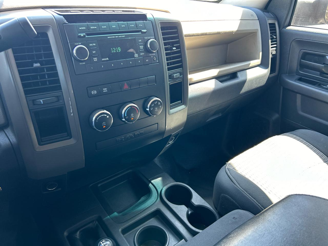 RAM 3500 4WD Crew Cab 169" ST 2012