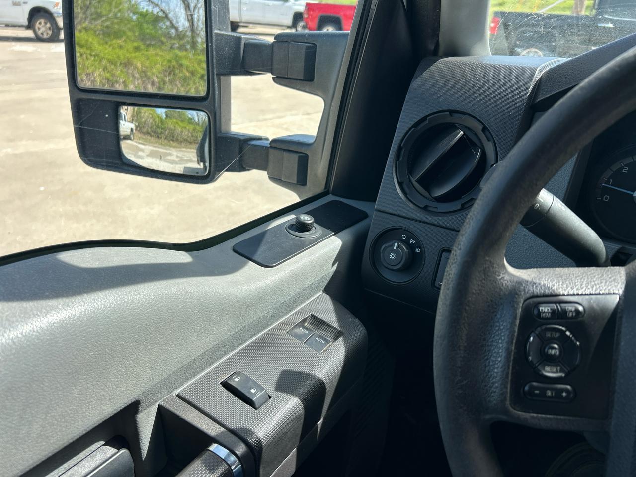 Ford Super Duty F-250 SRW 4WD SuperCab 142" Lariat 2016