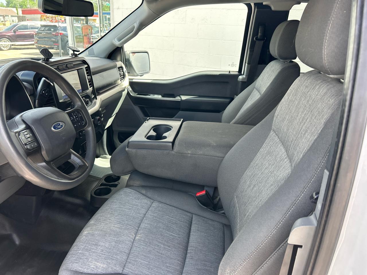 Ford F-150 2WD SuperCab 145" XL 2021