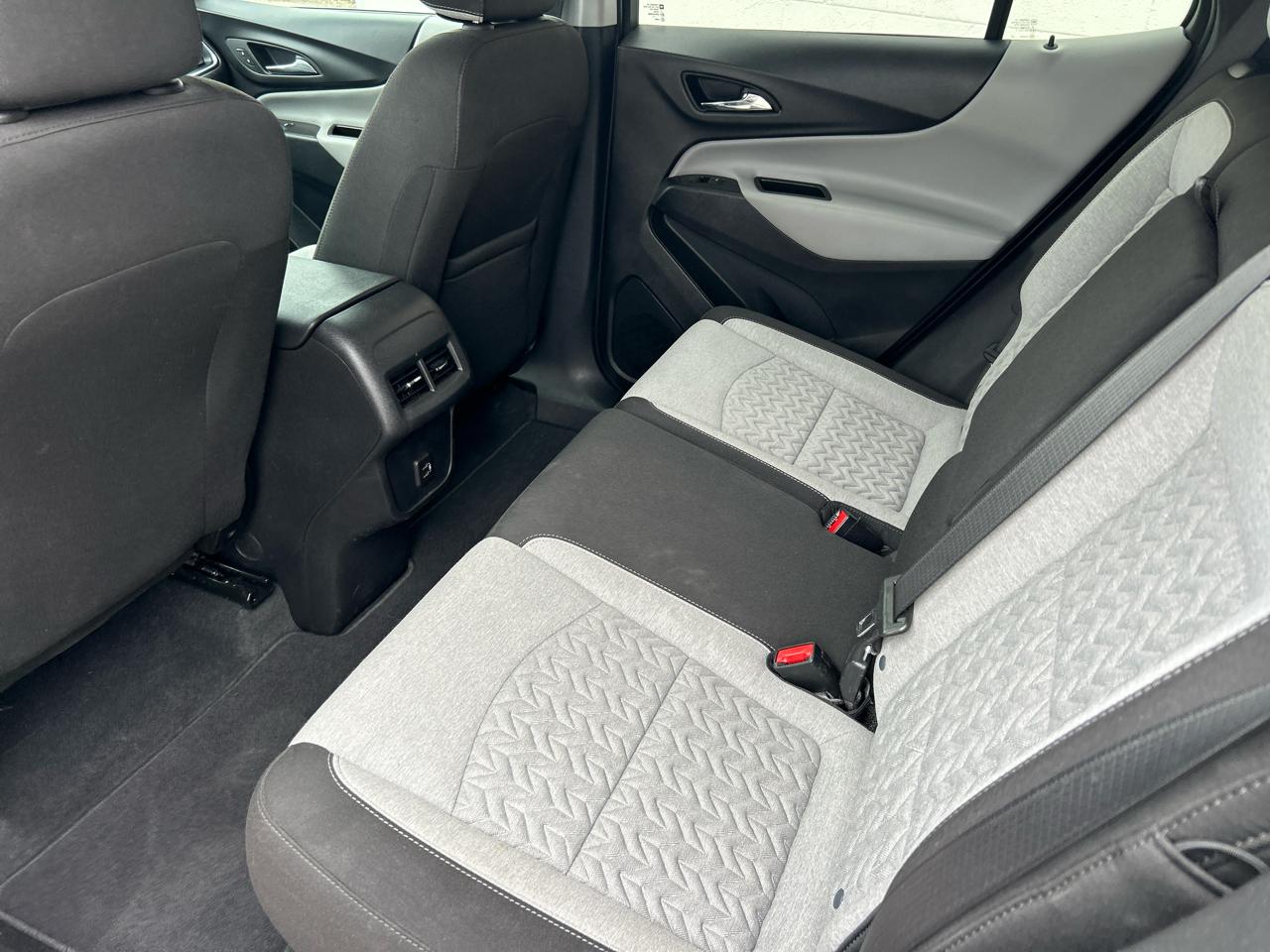 Chevrolet Equinox AWD 4dr LS w/1FL 2023