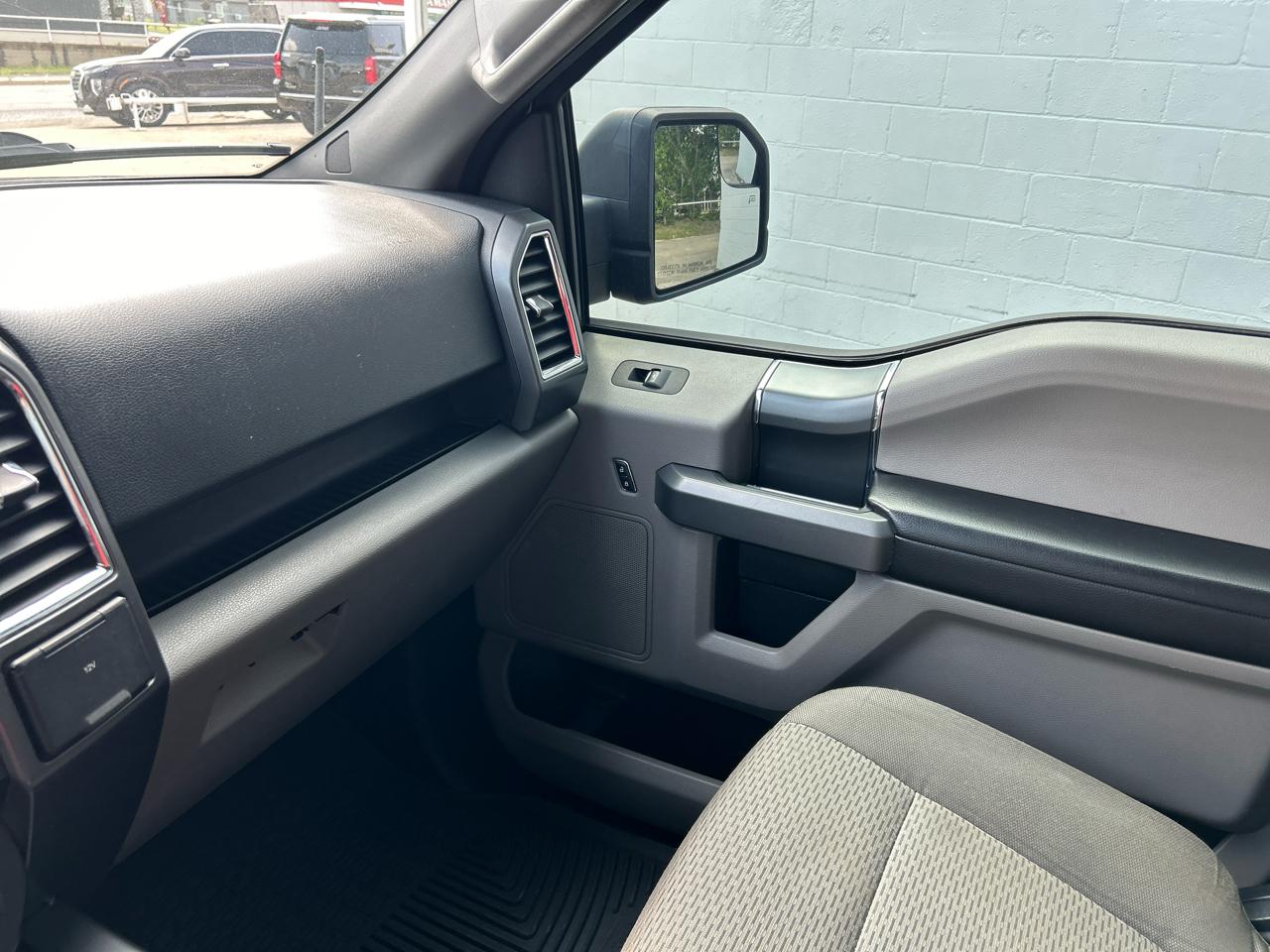 Ford F-150 4WD SuperCrew 145" King Ranch 2015