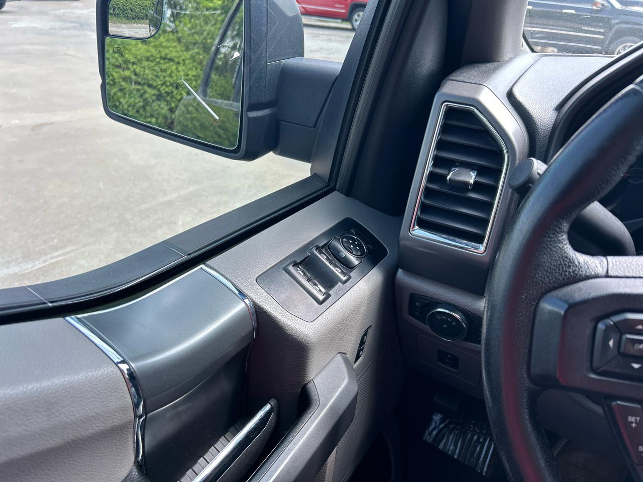 Ford F-150 4WD SuperCrew 145" King Ranch 2015