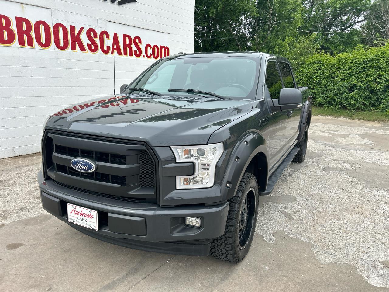 Ford F-150 4WD SuperCrew 139" XLT 2017