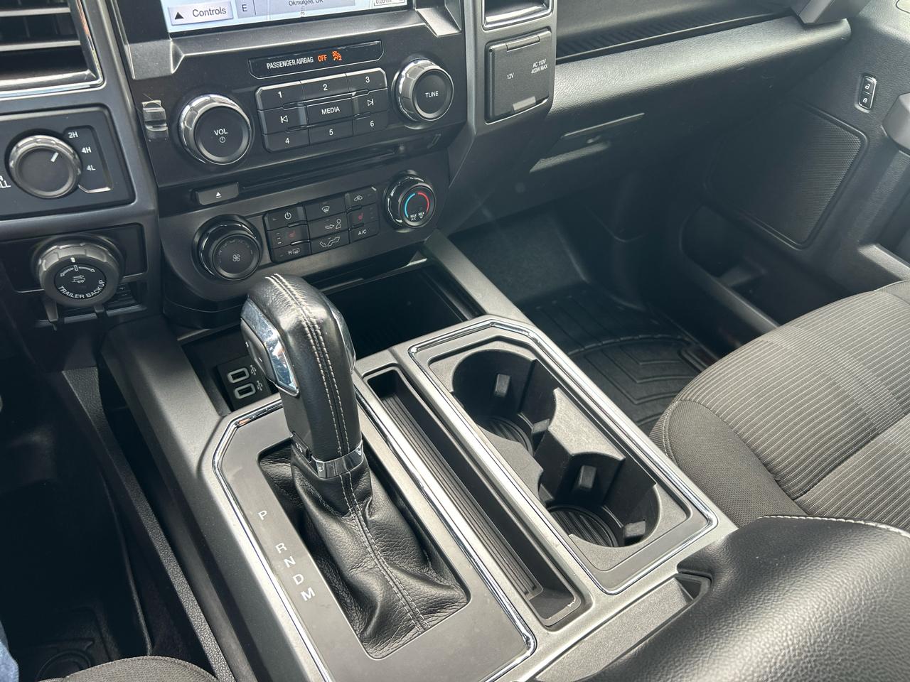 Ford F-150 4WD SuperCrew 139" XLT 2017