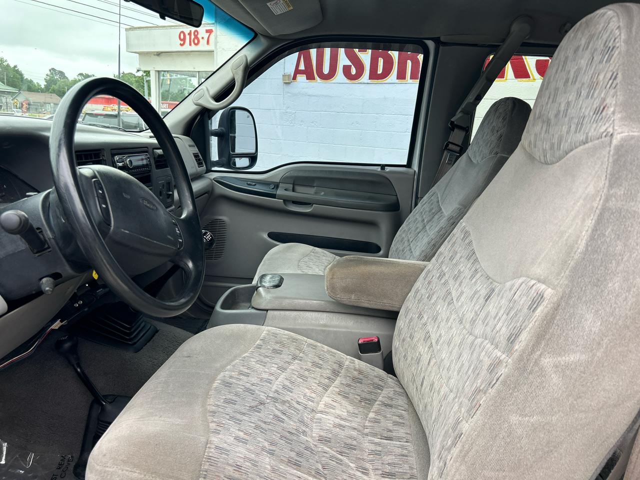 Ford Super Duty F-250 Supercab 142" Lariat 4WD 2000