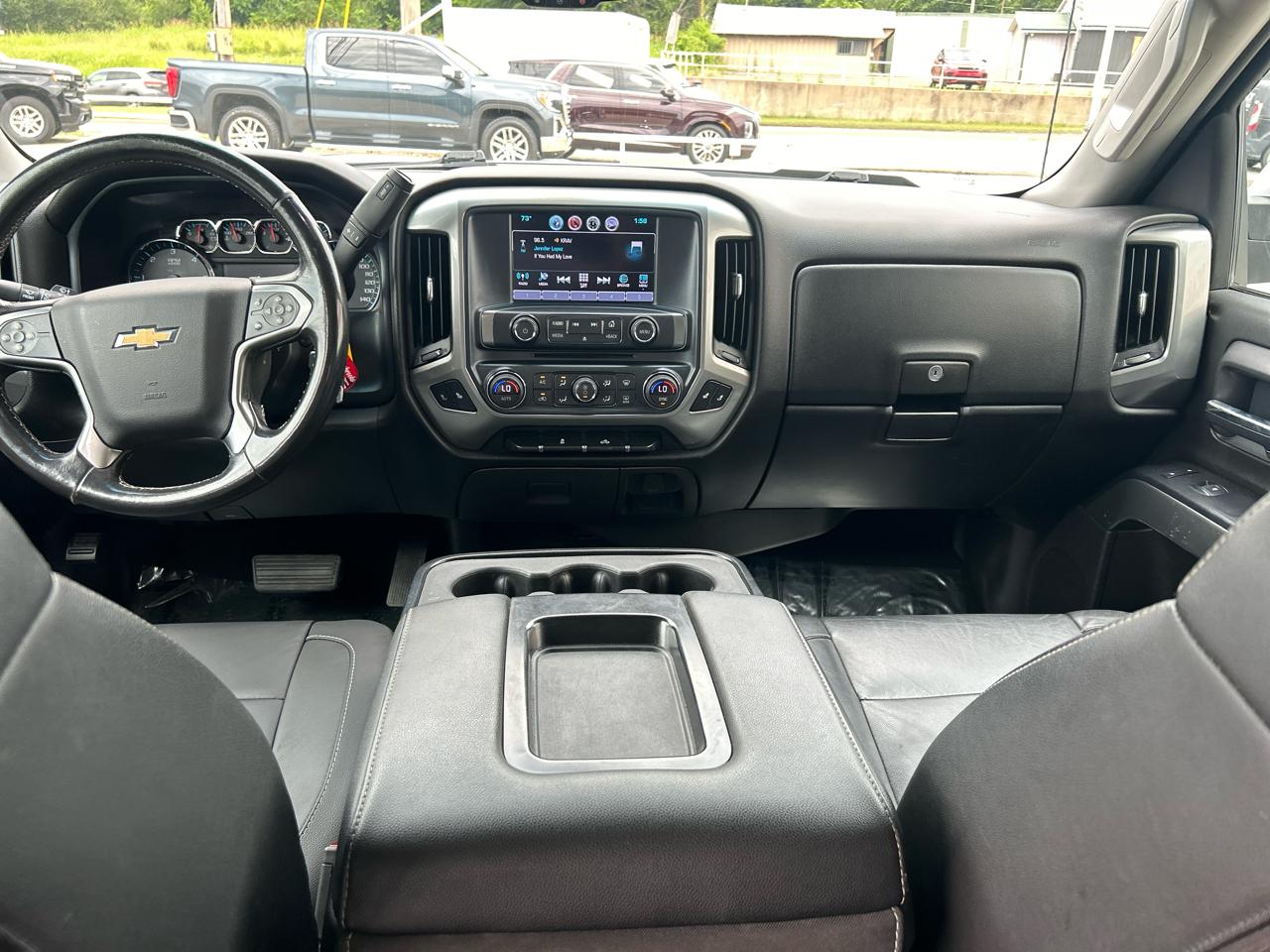 Chevrolet Silverado 1500 4WD Crew Cab 143.5" LT w/1LT 2018
