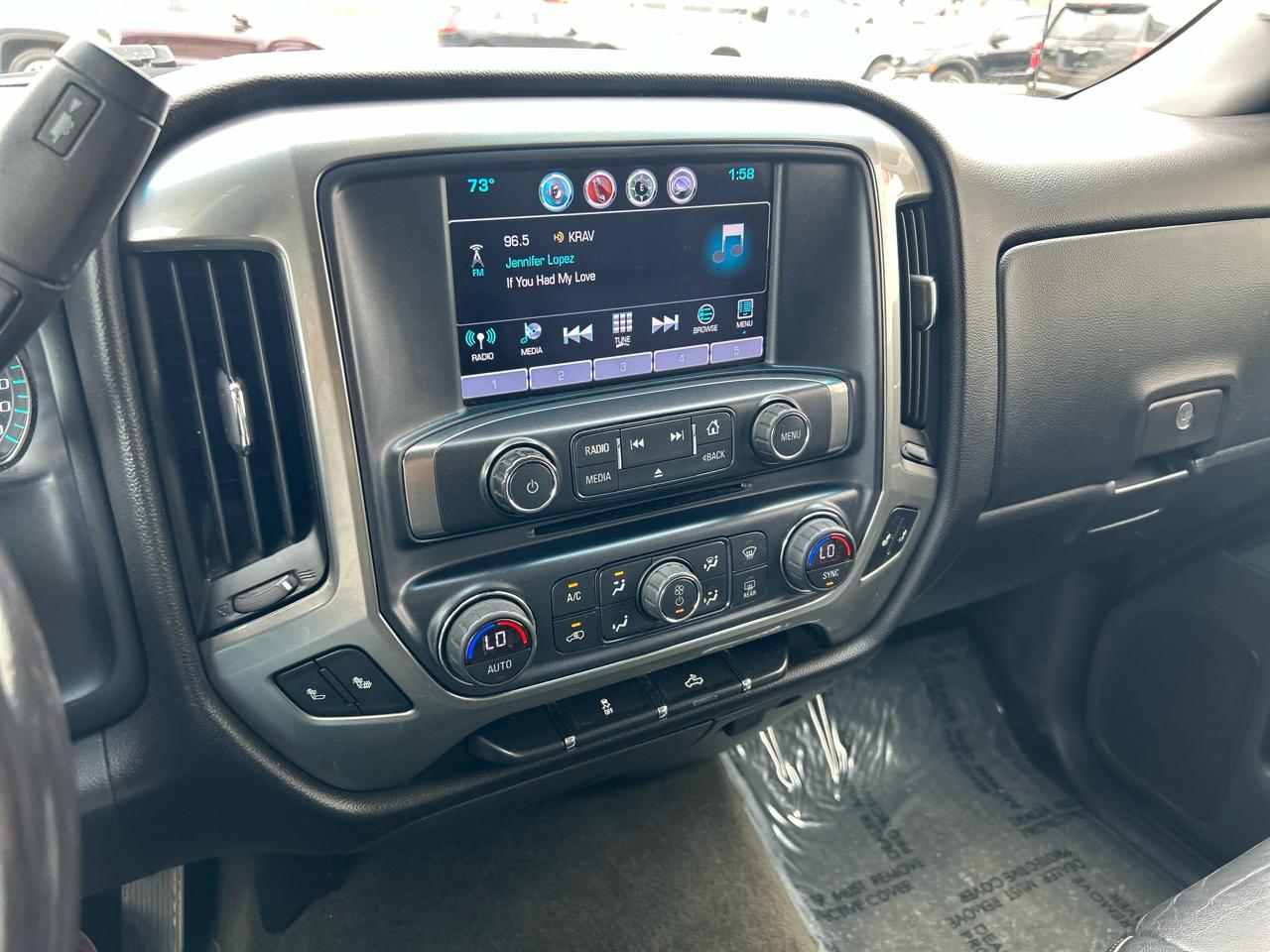 Chevrolet Silverado 1500 4WD Crew Cab 143.5" LT w/1LT 2018