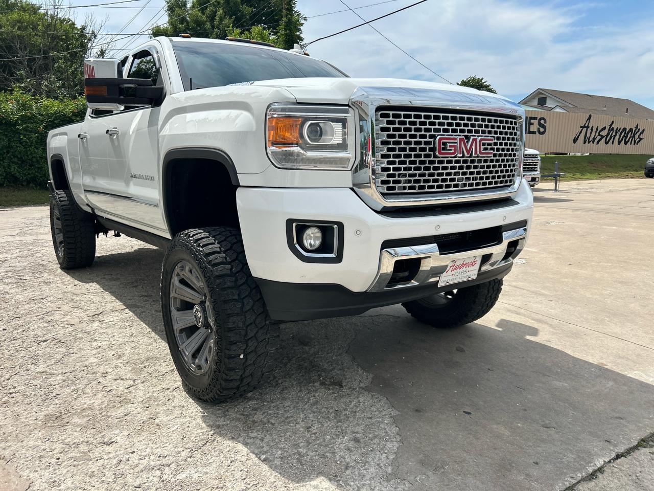 GMC Sierra 2500HD 4WD Crew Cab 153.7" Denali 2016